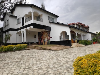 Casa Tulia Nakuru,Near A Train Station,3 star