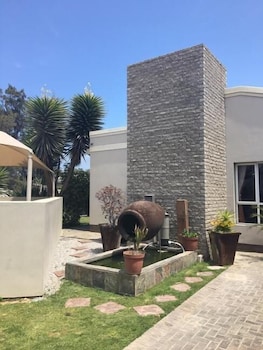 Meransha Self Catering Cc,Walvis Bay>>Swakopmund,3 star