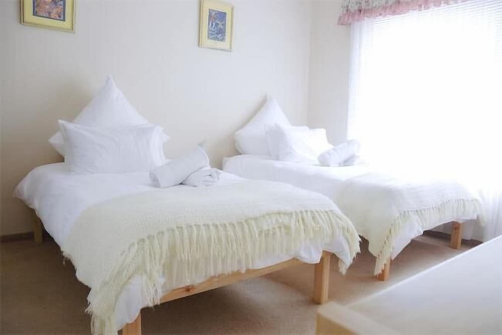 meransha self catering cc