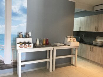 bella luna bandb