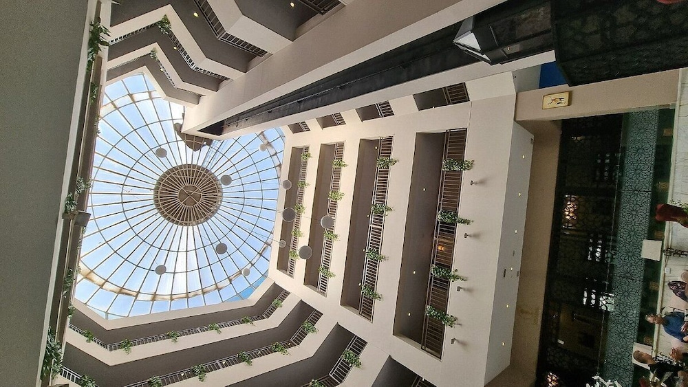 the signature hotel