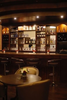 the signature hotel