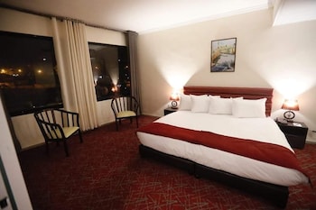the signature hotel