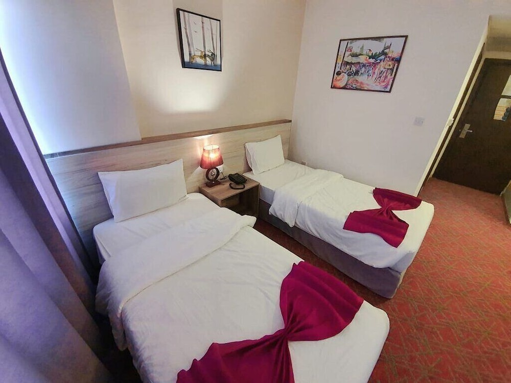 the signature hotel
