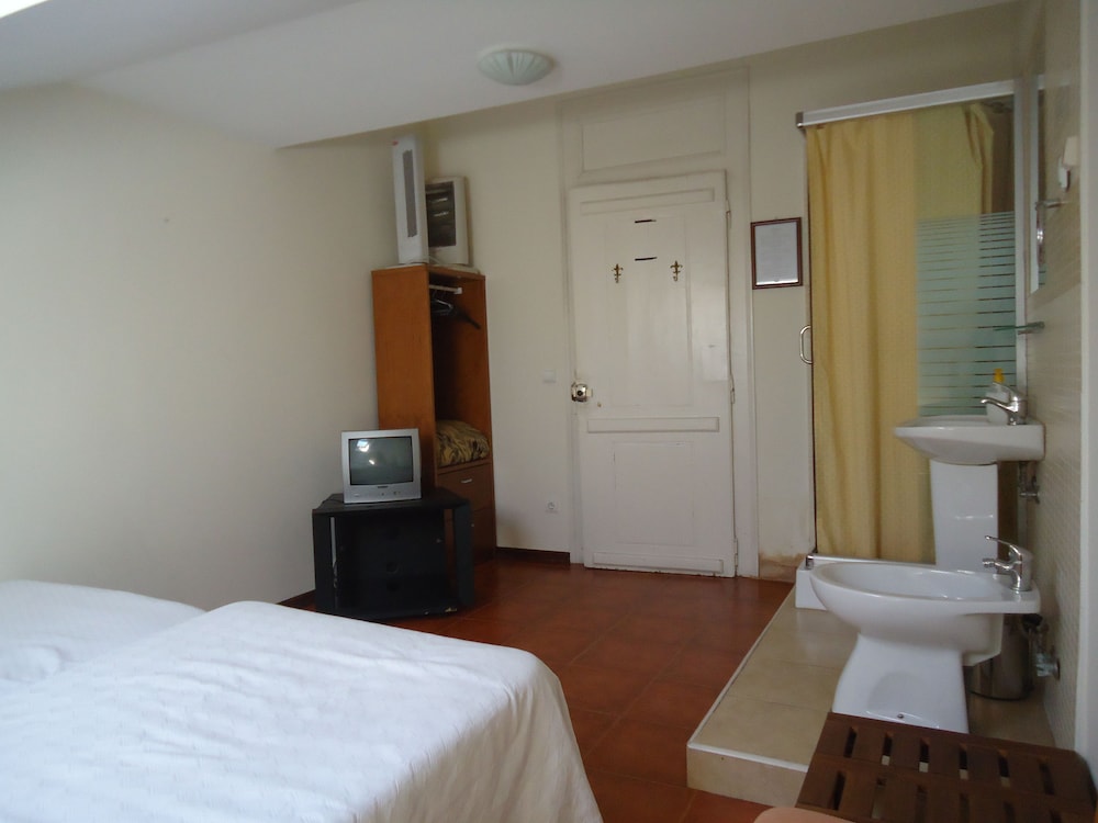 pouso dos anjos adults only