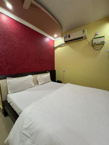 oyo 41448 hotel lisa galaxy