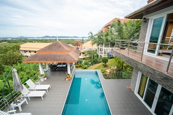 baan waru seaview