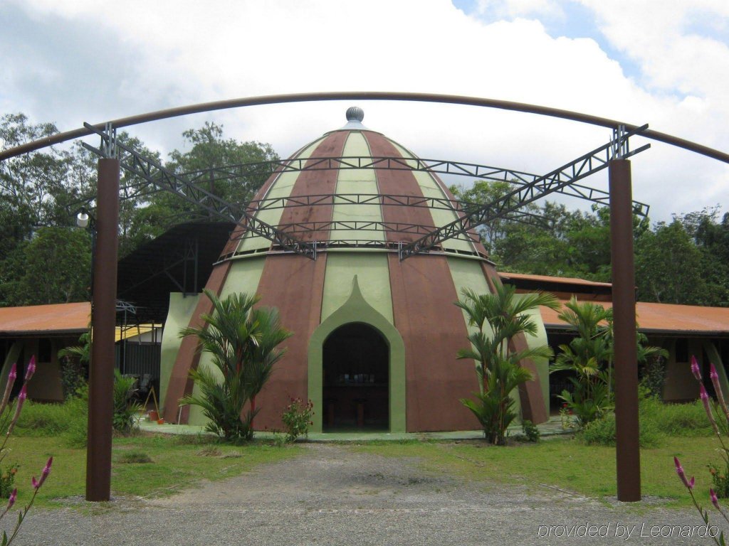 Kayak Lodge,Esterillos Este>>Damas,3 star