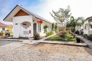 alpha motel