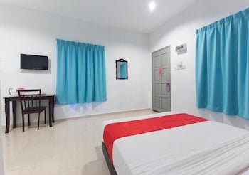 alpha motel