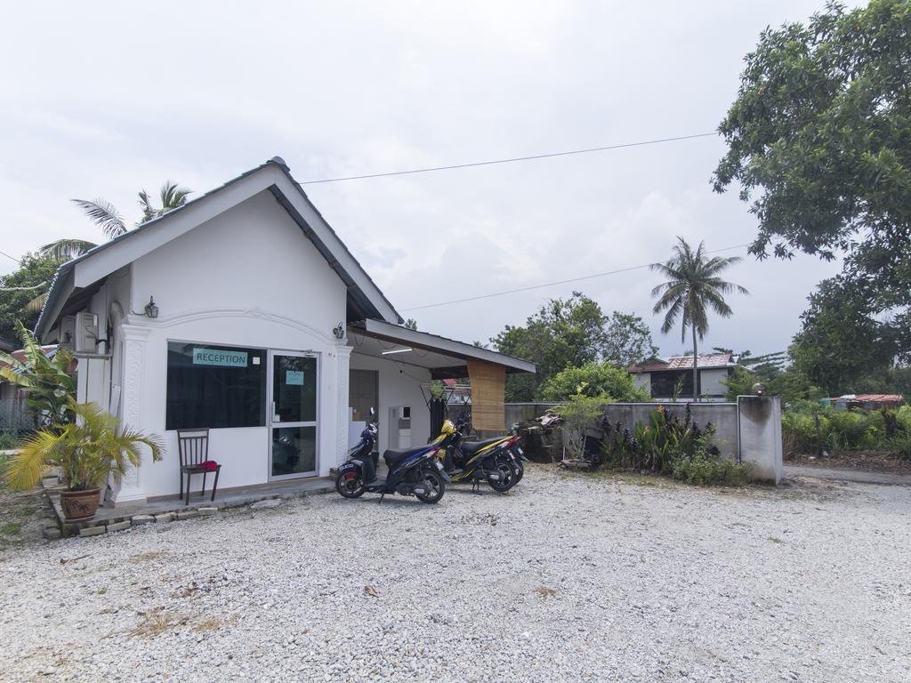 alpha motel