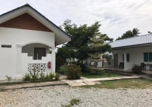 alpha motel