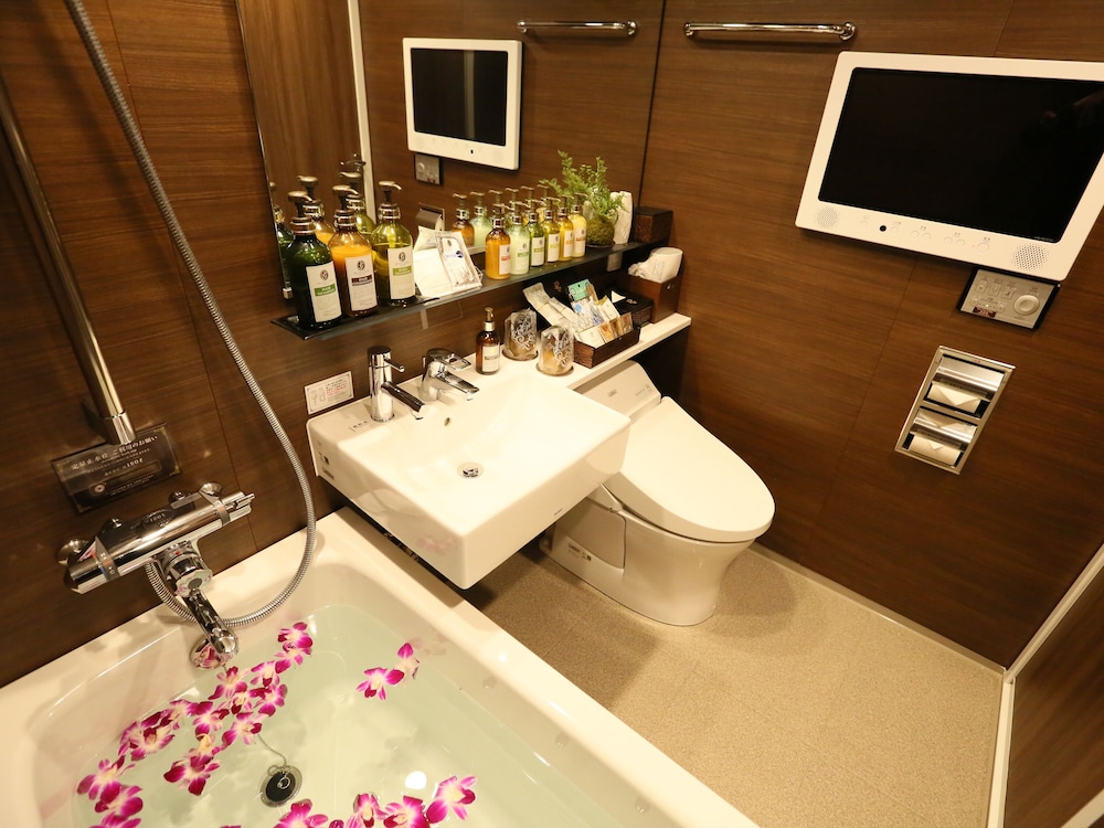 hotel petit bali higashishinjuku adults only
