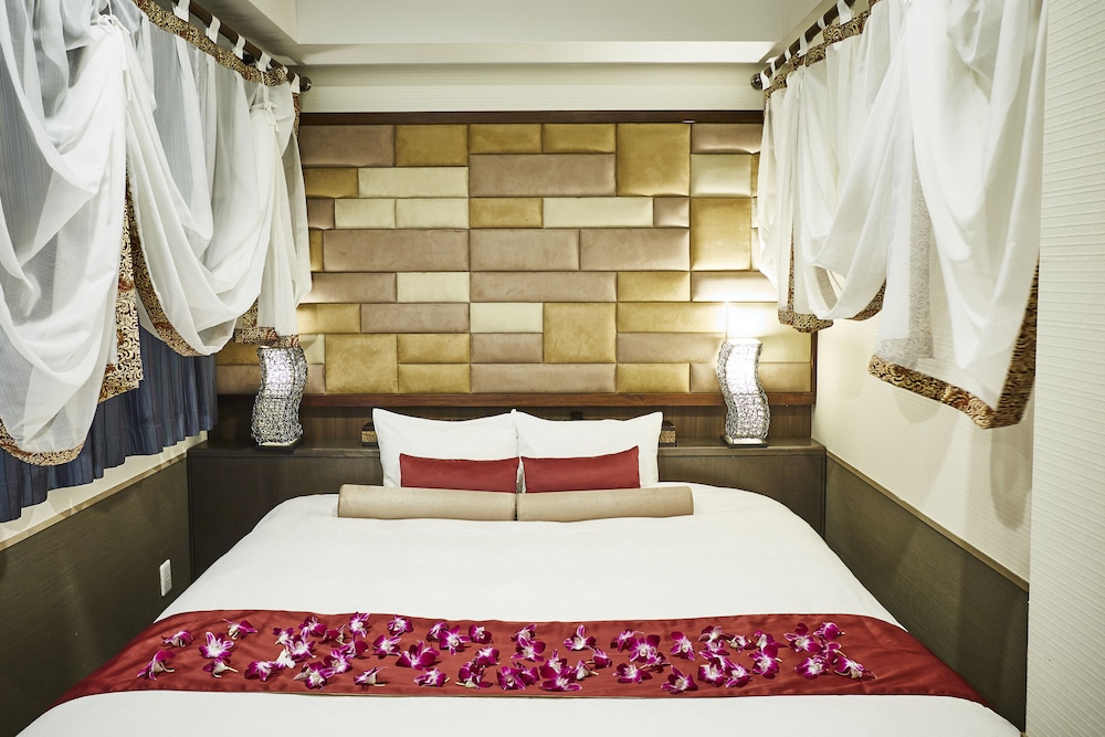 hotel petit bali higashishinjuku adults only