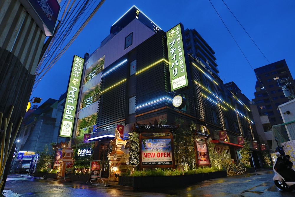 hotel petit bali higashishinjuku adults only