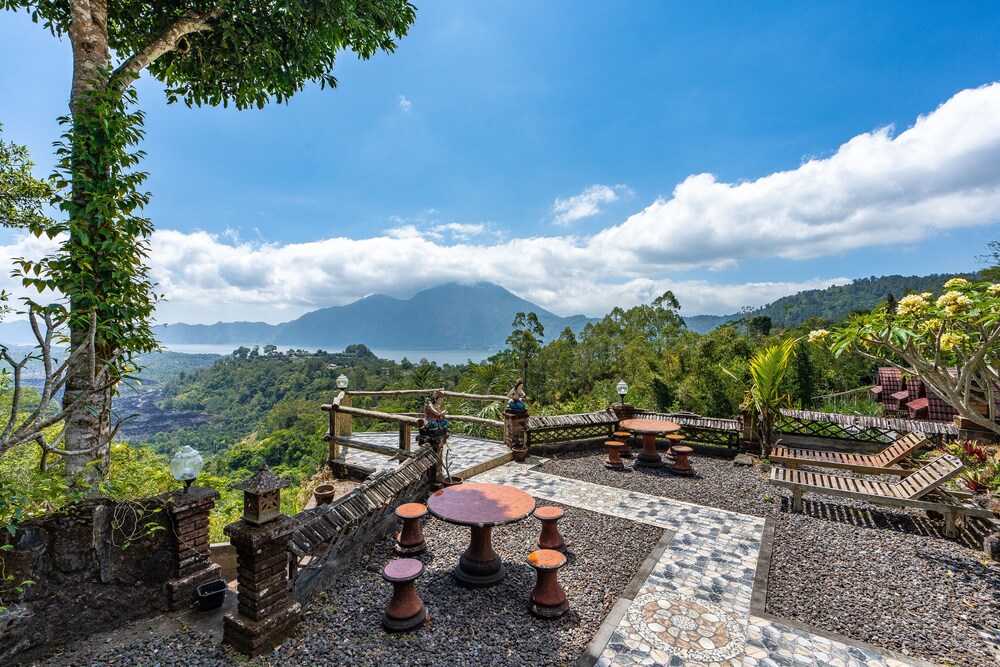 tiing bali guesthouse