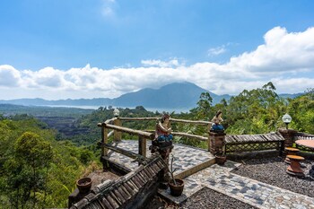 tiing bali guesthouse