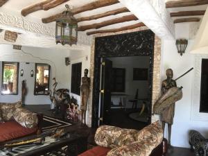 boutique hotel nyumbani tembo