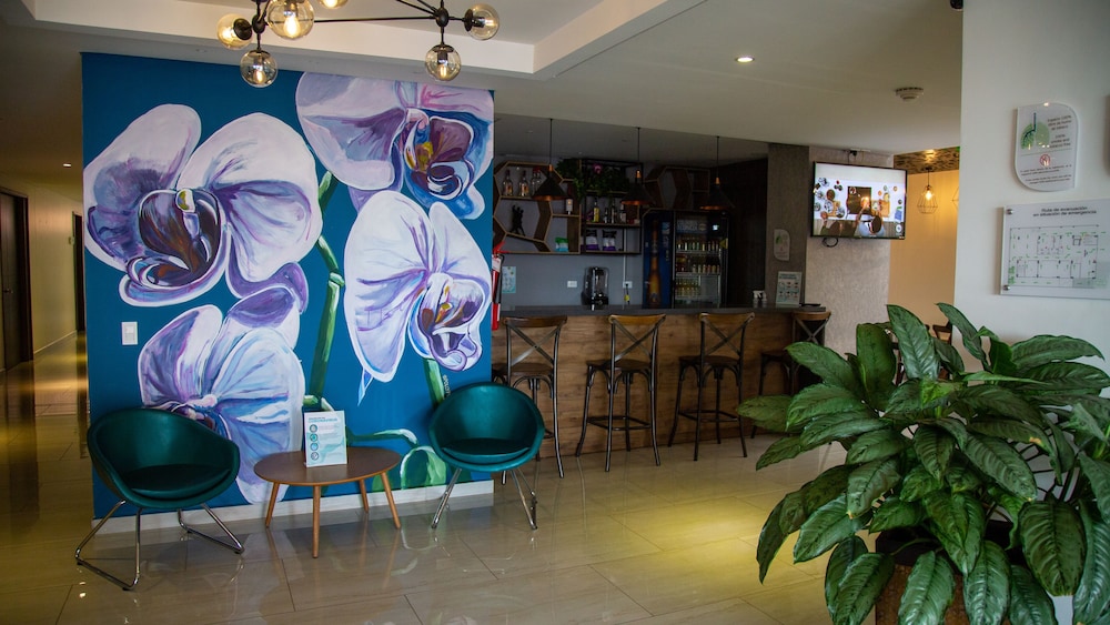 ecohub hotel medellin