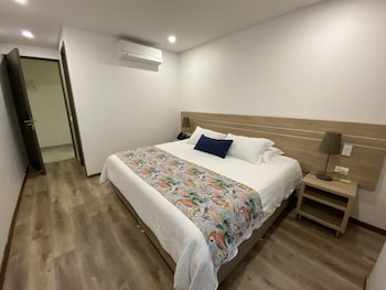 ecohub hotel medellin