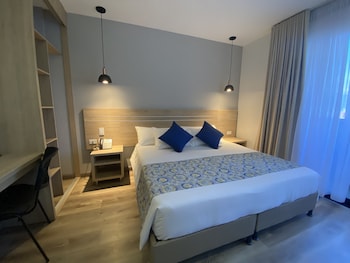 ecohub hotel medellin
