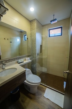 ecohub hotel medellin
