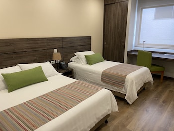 ecohub hotel medellin