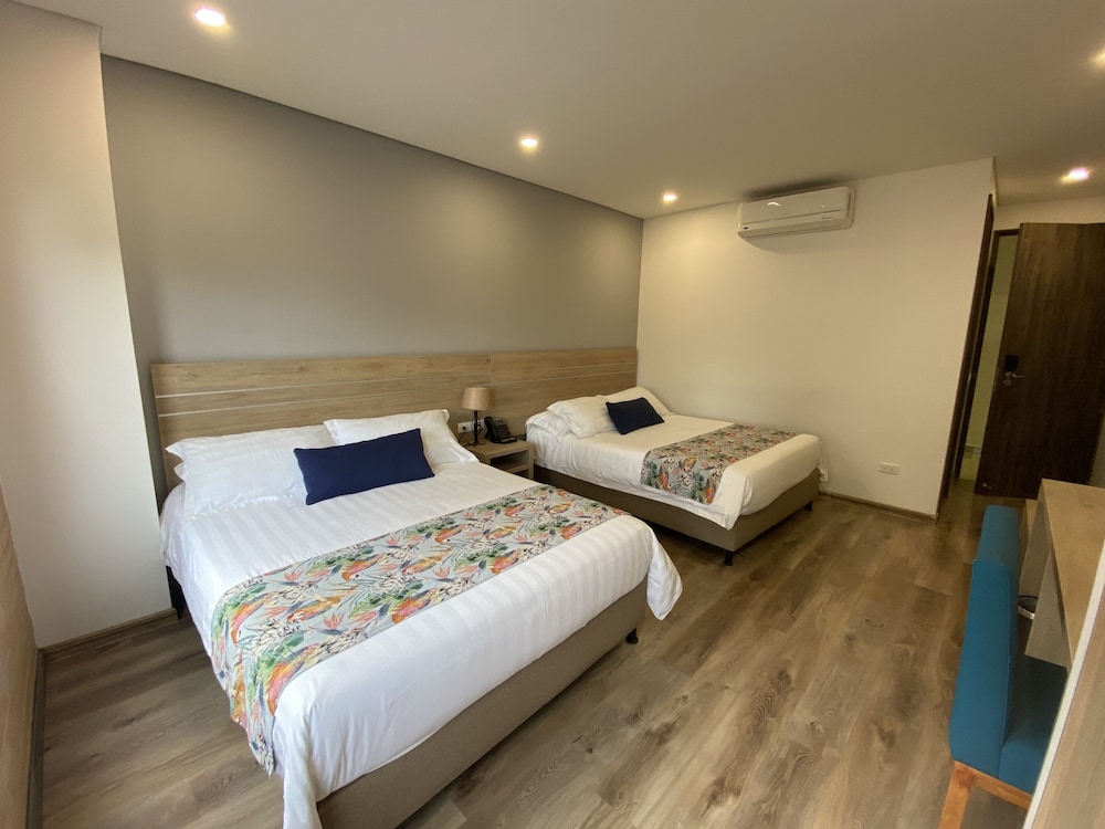 ecohub hotel medellin