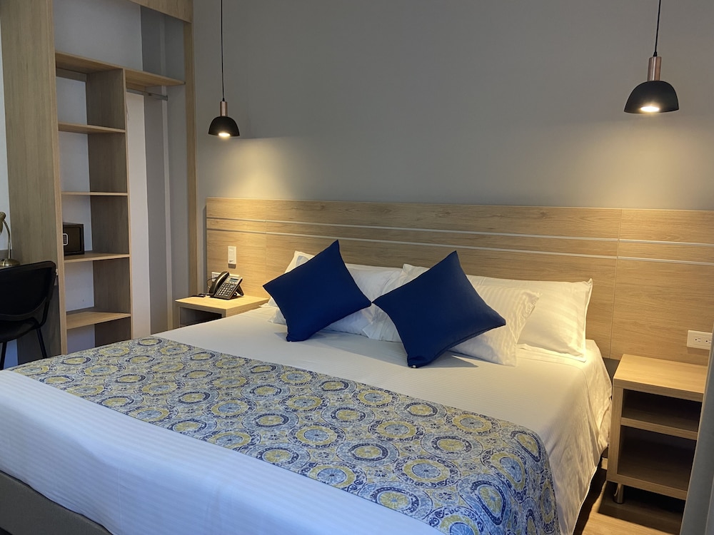 ecohub hotel medellin
