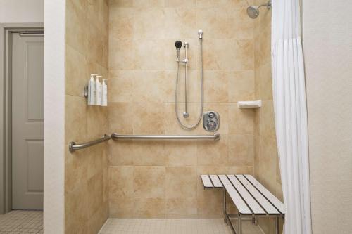 hilton garden inn el paso airport