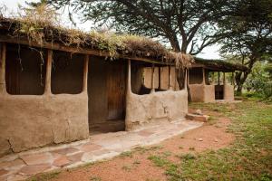 Maji Moto Maasai Cultural Camp,Narok>>Maji Moto,2.5 star