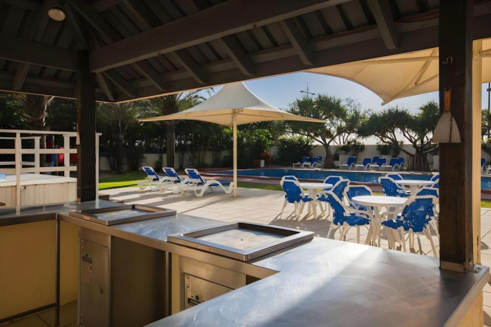 chateau beachside