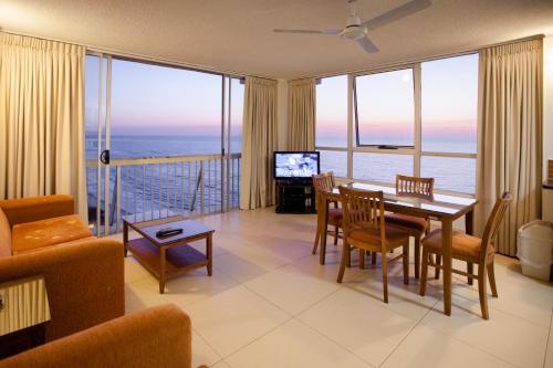 chateau beachside