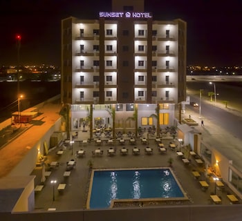 sunset hotel