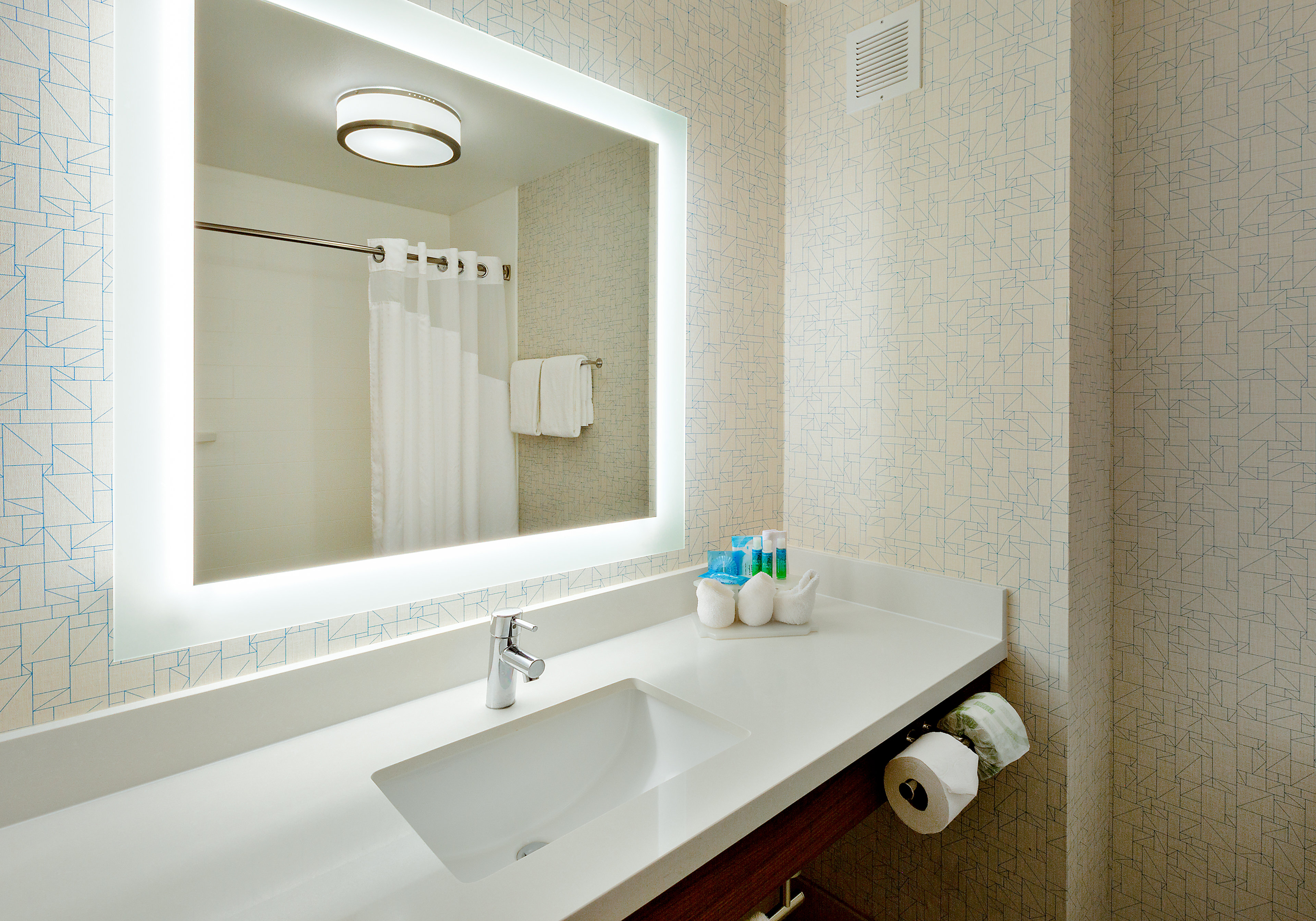 holiday inn express ellensburg by ihg