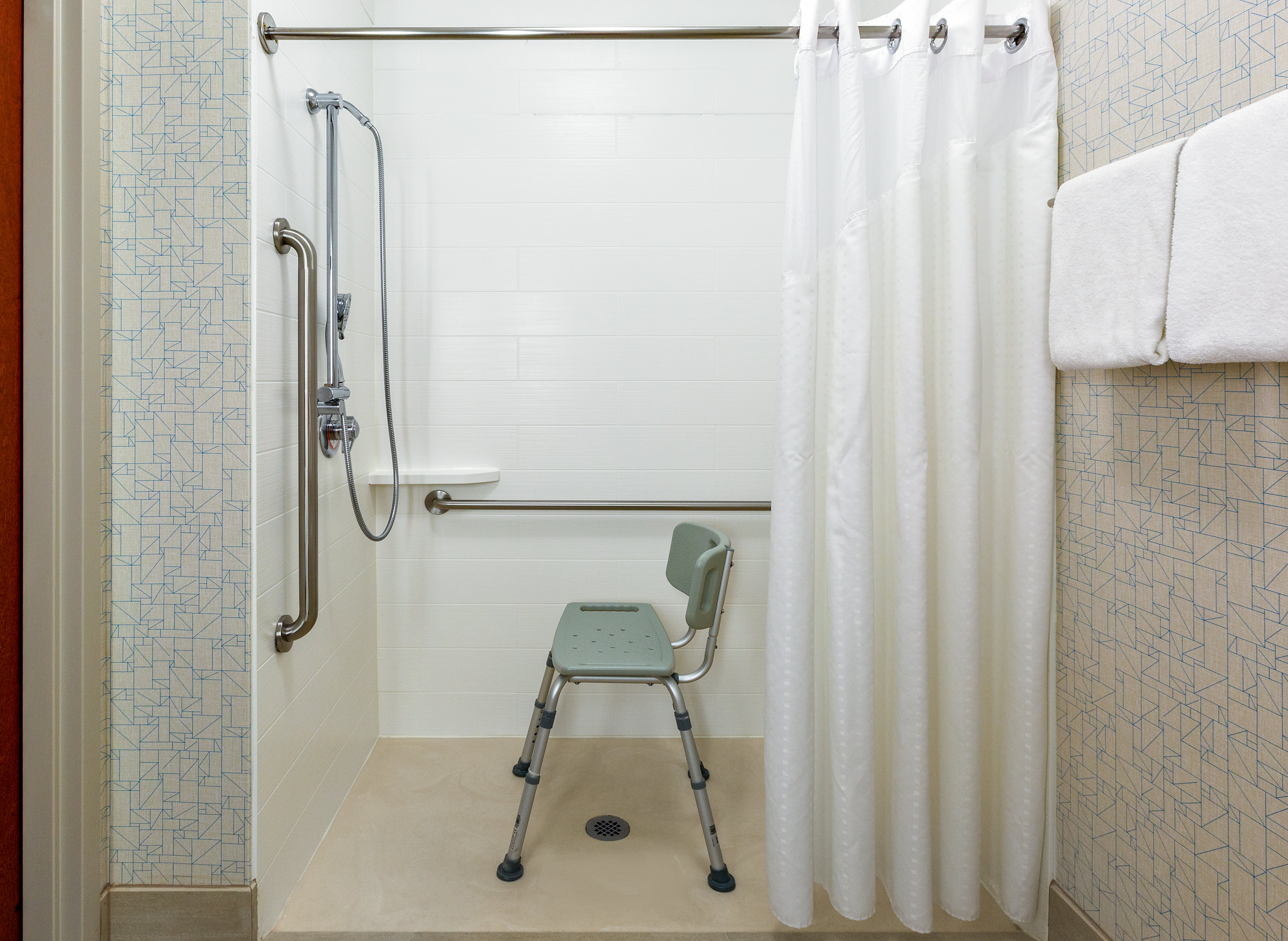 holiday inn express ellensburg by ihg