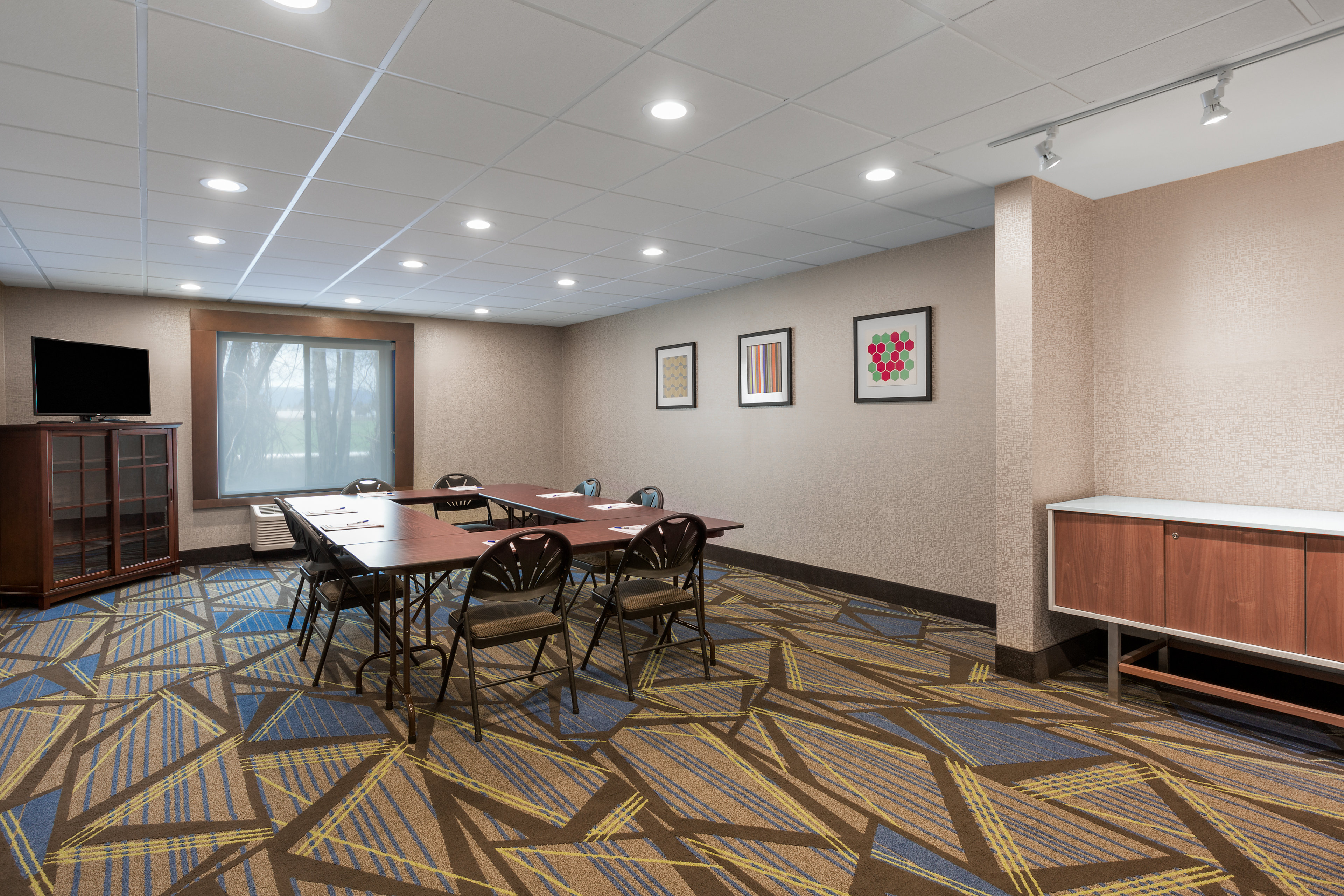 holiday inn express ellensburg by ihg
