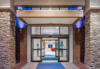 holiday inn express ellensburg by ihg