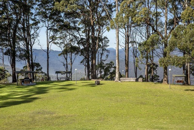 Verandah House Country Estate,Canungra>>Brisbane,4 star