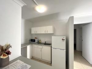Browns Broadbeach,Gold Coast>>Broadbeach,2 star