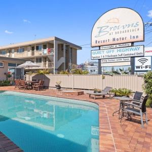 Browns Broadbeach,Gold Coast>>Broadbeach,2 star