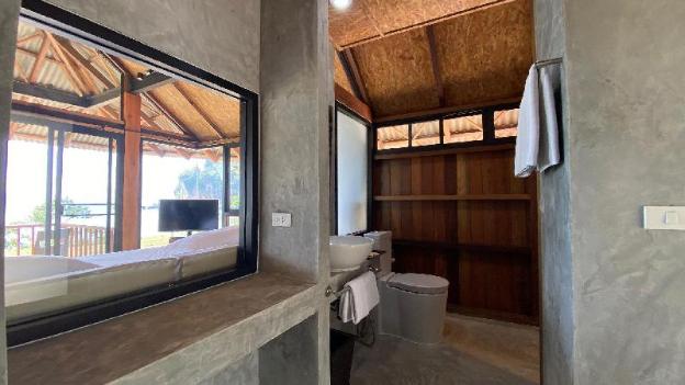 tinidee hideaway tonsai beach krabi