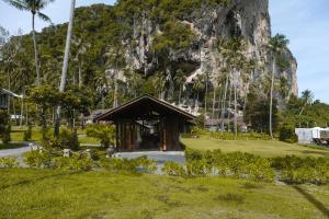tinidee hideaway tonsai beach krabi