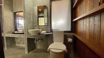 tinidee hideaway tonsai beach krabi