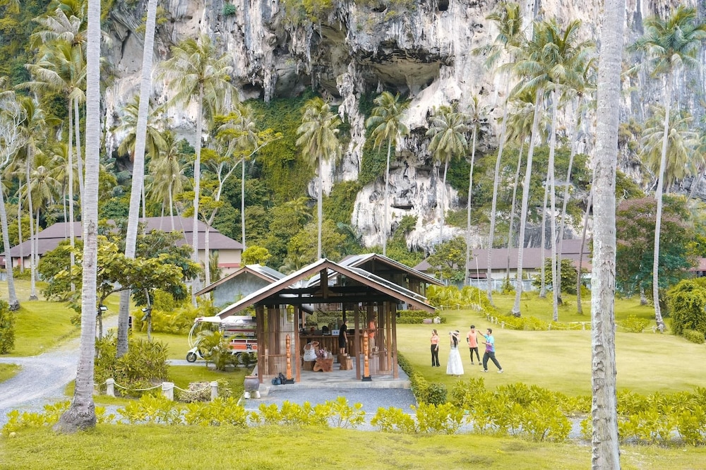 tinidee hideaway tonsai beach krabi