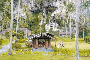 tinidee hideaway tonsai beach krabi