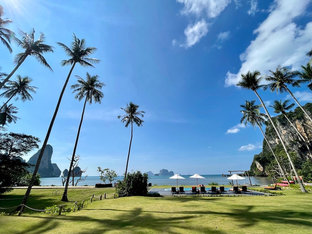 tinidee hideaway tonsai beach krabi