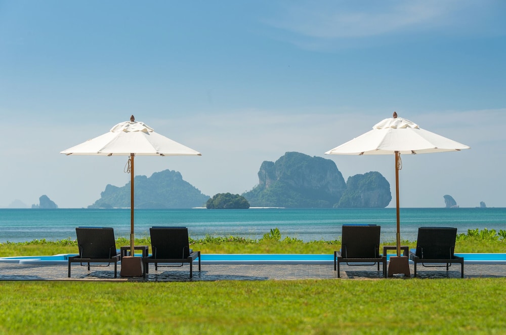 tinidee hideaway tonsai beach krabi