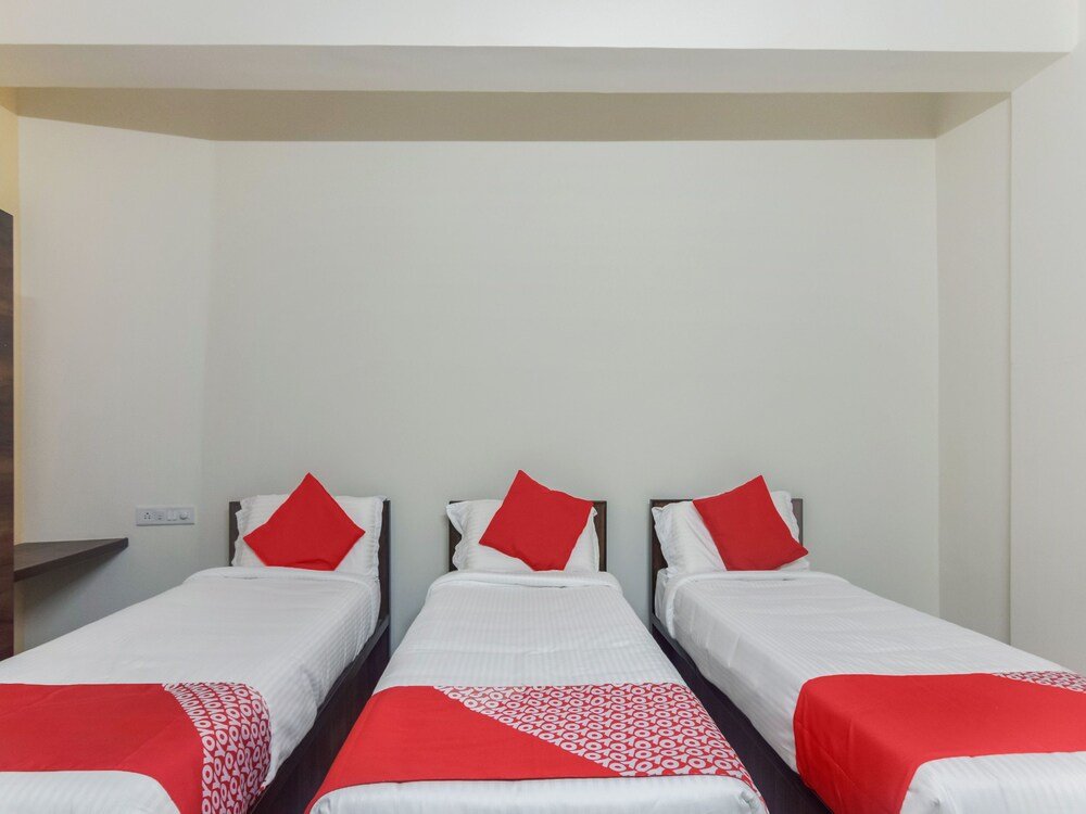 oyo 12347 mv residency