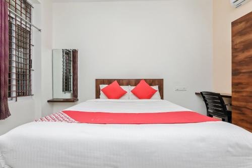 oyo 12347 mv residency